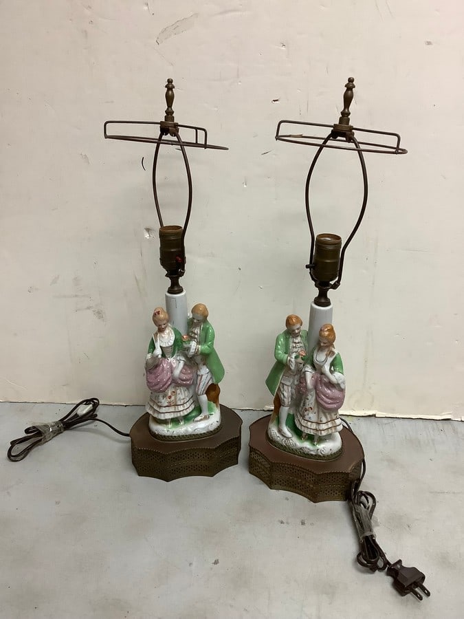 Set of figural lamps(21in.tall): Set of figural lamps(21in.tall)