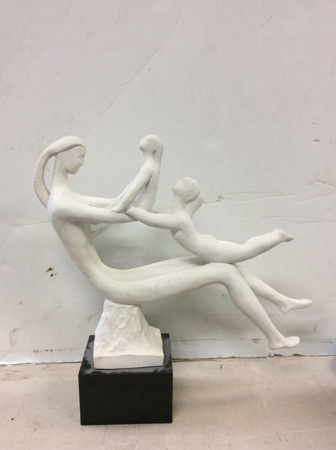 Austin 1981 Statue Signed by Fisher (18 in): Austin 1981 Statue Signed by Fisher (18 in)