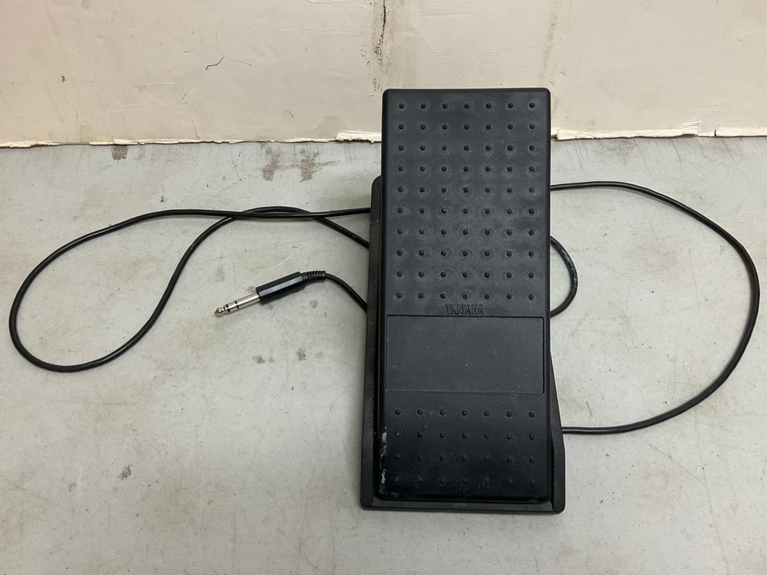 Yamaha FC7 electric pedal: Yamaha FC7 electric pedal