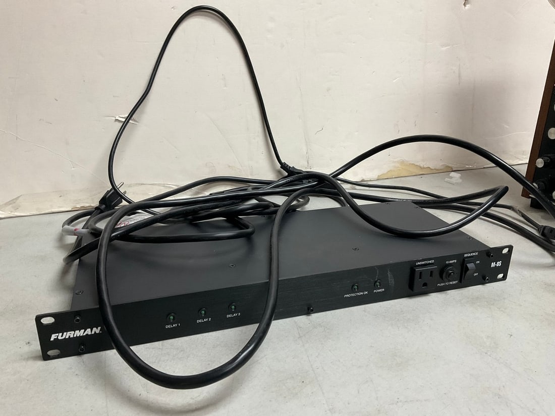 Furman electronic device(M-8S) (1 of 1)