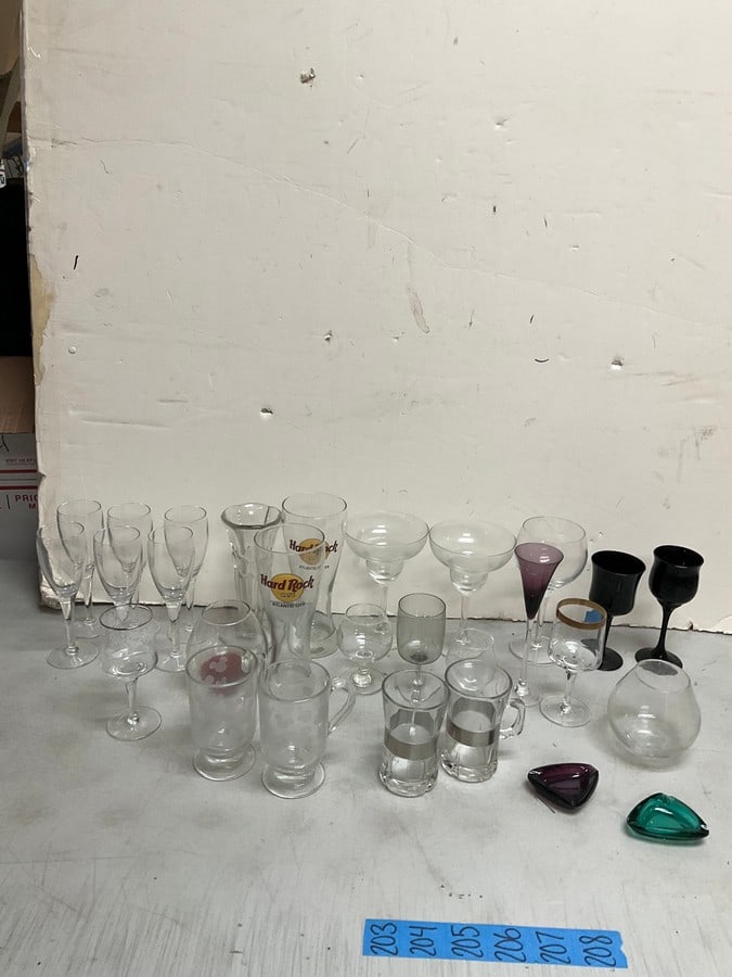Hard rock cafe soda cups, Disney mugs, GRAND MARINERR stemless wine cups margarita cups and more: Hard rock cafe soda cups, Disney mugs, GRAND MARINERR stemless wine cups margarita cups and more