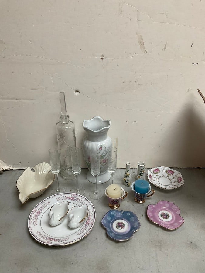 Decorative plates, vase, teacups, and more-tallest (Royal Kendall, Collingwoods, Lenox,etc.-tallest (1 of 1)