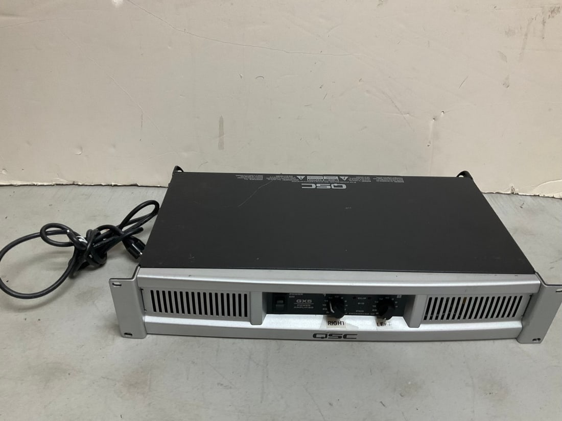 QSC GX5 power amplifier (1 of 1)