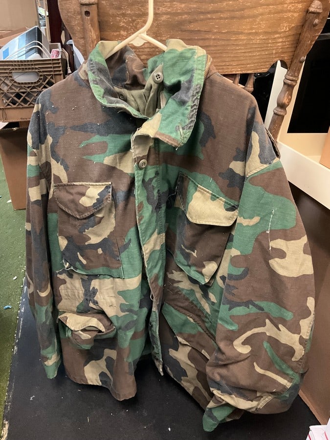 XL army jacket: XL army jacket