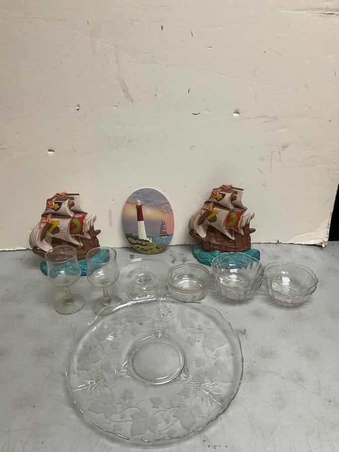 Atlantic Mold bookends(9in.tall), Barnegat lighthouse wall decor, glass bowls/drinking glasses, and: Atlantic Mold bookends(9in.tall), Barnegat lighthouse wall decor, glass bowls/drinking glasses, and more