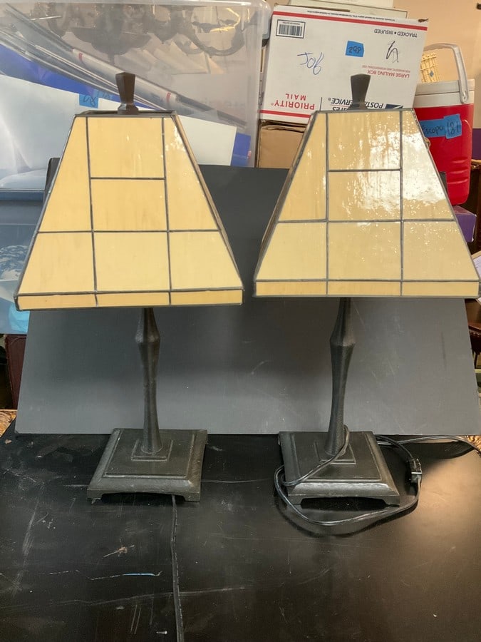 Set of 2 decorative lamps(21.5in.tall) (1 of 1)