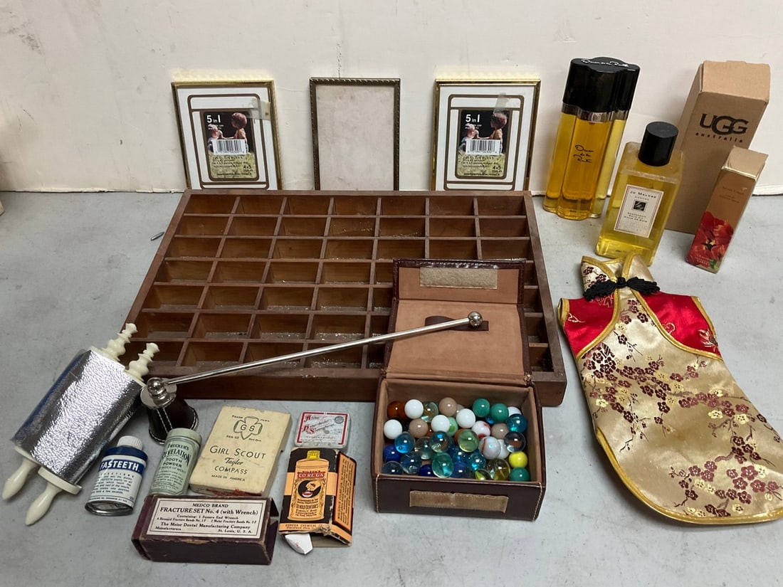 Wooden slotted organizer, marbles, empty photo frames, perfumes(Jo Malone, Oscar de la renta,etc.), (1 of 1)