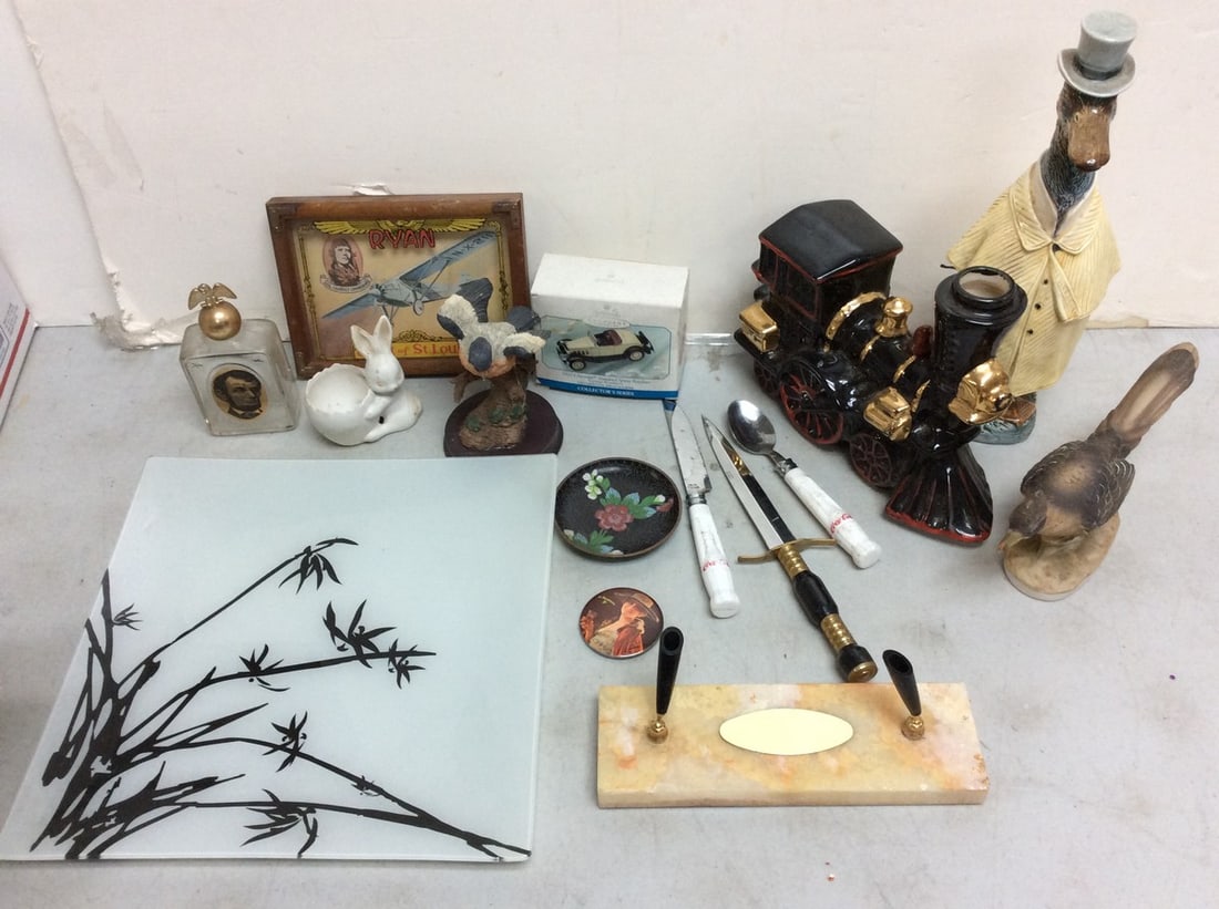 Decorative plates, Coca Cola utensils, and more(12.75in.tall): Decorative plates, Coca Cola utensils, and more(12.75in.tall)