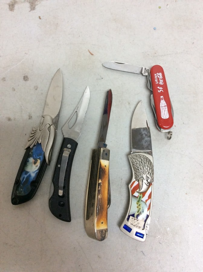 Various pocket knives(Coca-Cola, U.S.A., and more) (1 of 1)