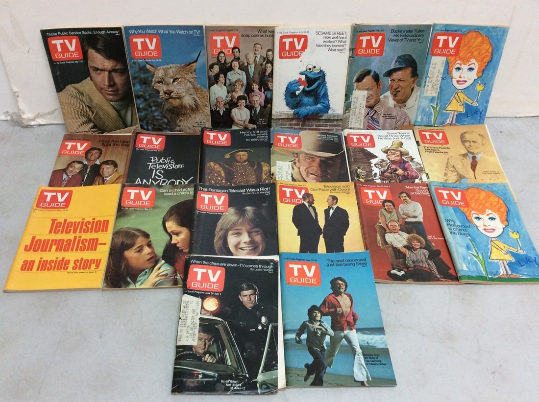 Vintage 1971 TV guides: Vintage 1971 TV guides
