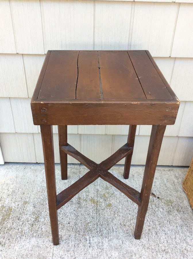 MCM wooden stool(13in.x13in.x24in.): MCM wooden stool(13in.x13in.x24in.)