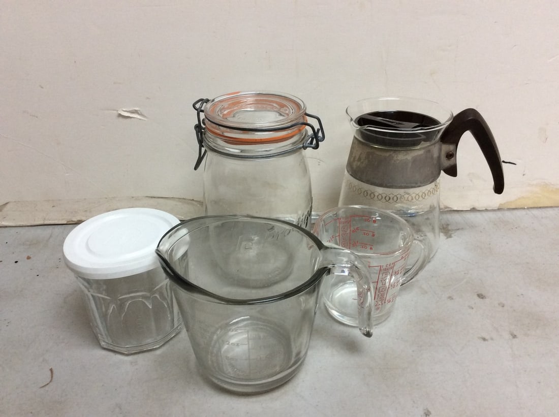 Le Pratique glass jar with lid(7in.tall), Pyrex glass measuring cup, Luminarc glass container, and (1 of 1)