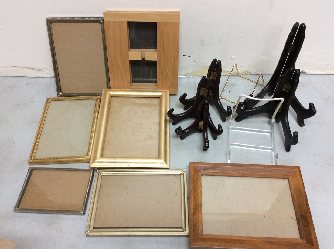 Various empty photo frames(largest 8.5in.x6.5in.) and wooden stands (1 of 1)