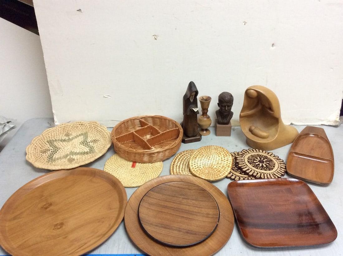 Wicker basket, decorative statues, plates, and more(tallest 9.75in.) (1 of 1)