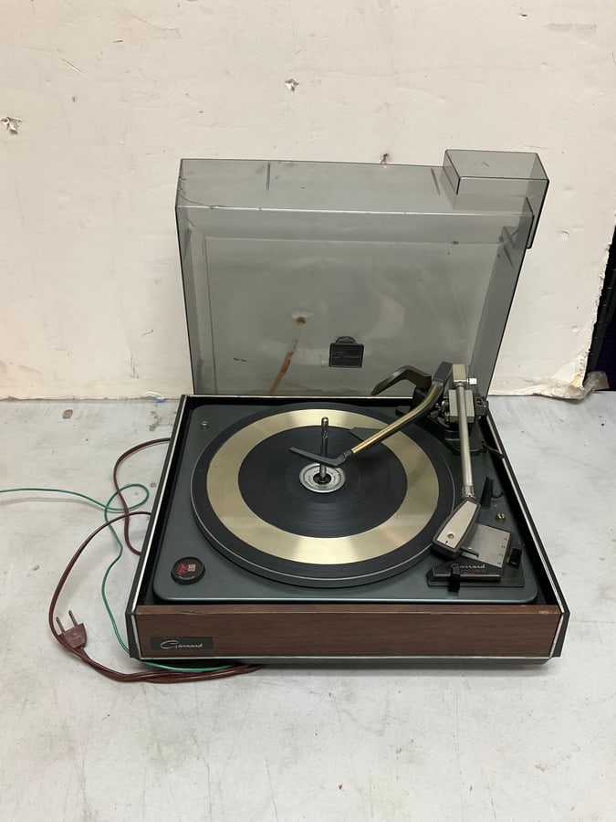 Garrard synchro-lab 65 record player (1 of 1)
