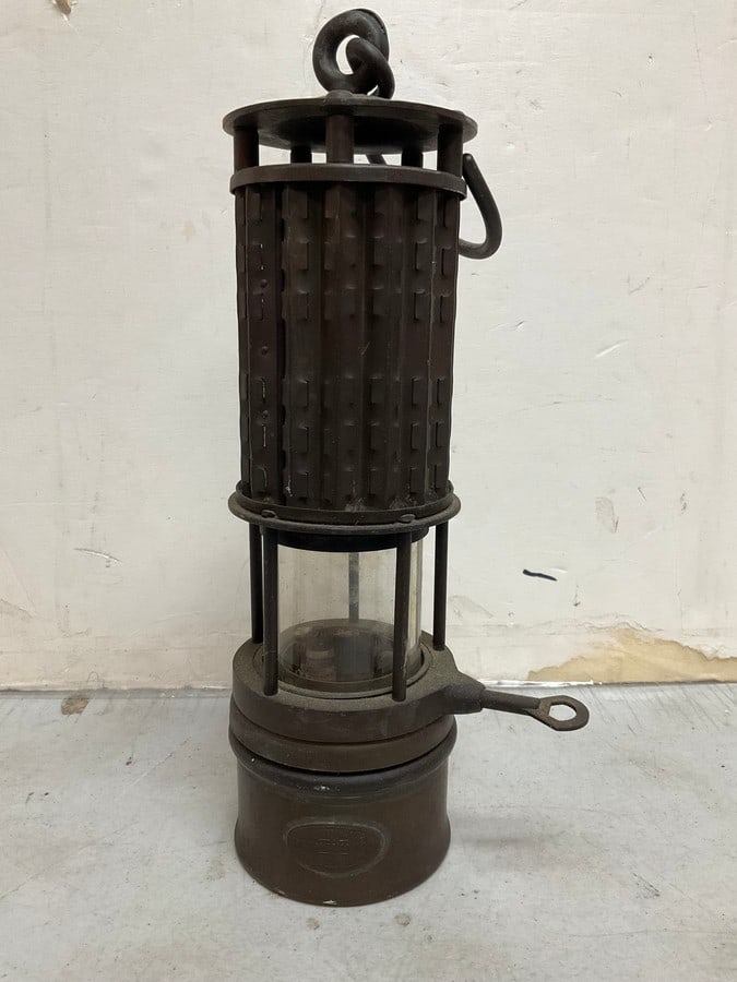 Wolf Safety lamp CC of America lamp(complete-11.75in.tall) (1 of 1)