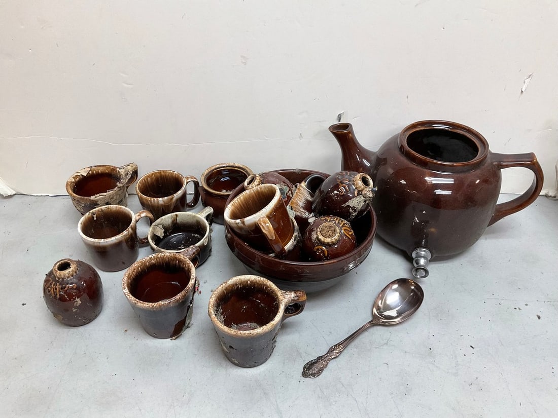 Hull oven proof mugs, salt/pepper shakers, and more: Hull oven proof mugs, salt/pepper shakers, and more