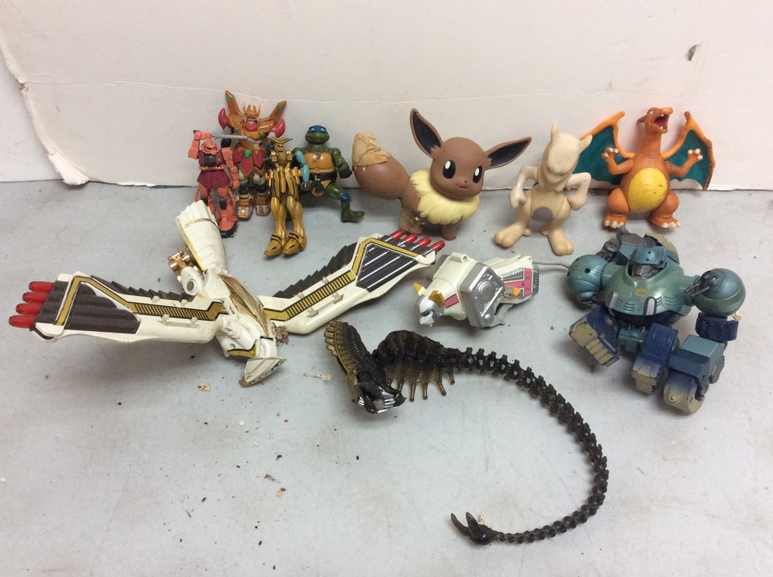 Various toys(Pokemon, Tennage Mutant Ninja Turtles, and more): Various toys(Pokemon, Tennage Mutant Ninja Turtles, and more)