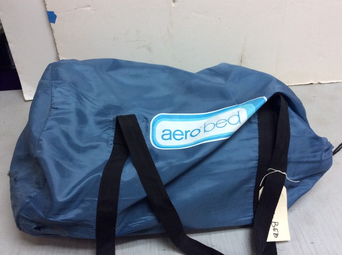 Aero-bed blow up mattress (1 of 1)