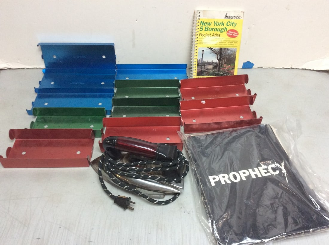 Various coin trays, Hagstrom pocket atlas, American Beauty iron, and more (1 of 1)