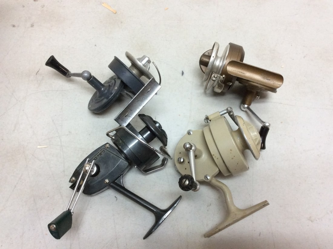 Vintage fishing reels: Vintage fishing reels
