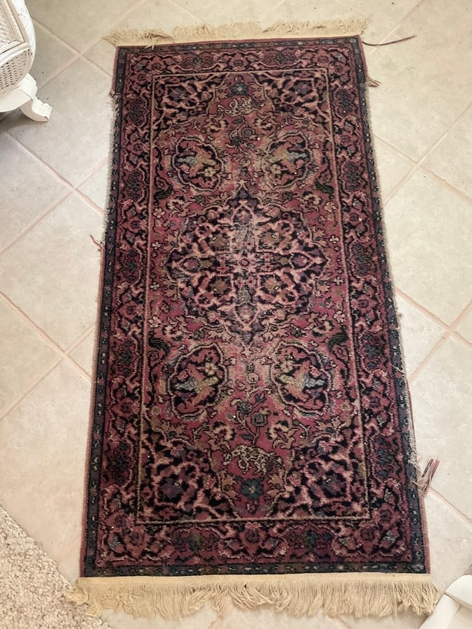 Throw rug(55in.x27in.): Throw rug(55in.x27in.)