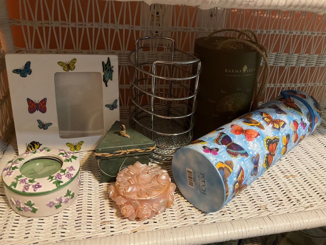 Organizer stand(8in.tall), empty decorative boxes, floral decorative jar, and more: Organizer stand(8in.tall), empty decorative boxes, floral decorative jar, and more