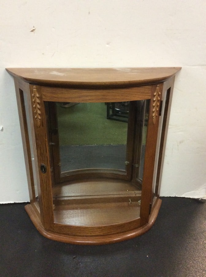 Wooden encasement with glass windows(25in.x9.5in.x24in.): Wooden encasement with glass windows(25in.x9.5in.x24in.)