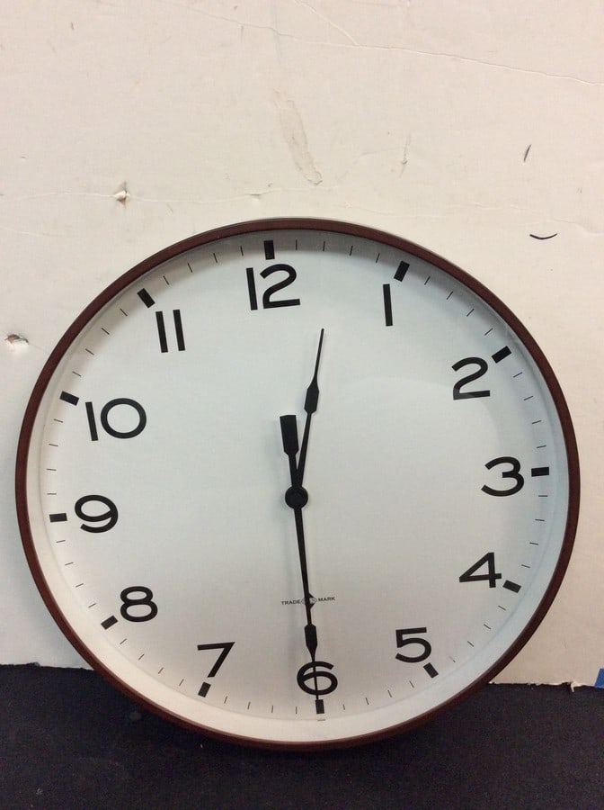 S&N trademark clock(16in.across) (1 of 1)