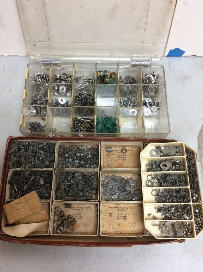 Vintage fishing items: Vintage fishing items