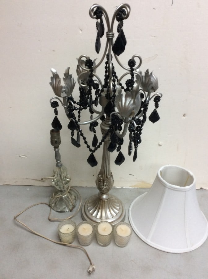 Decorative Lamp with Candles(27.5in): Decorative Lamp with Candles(27.5in)