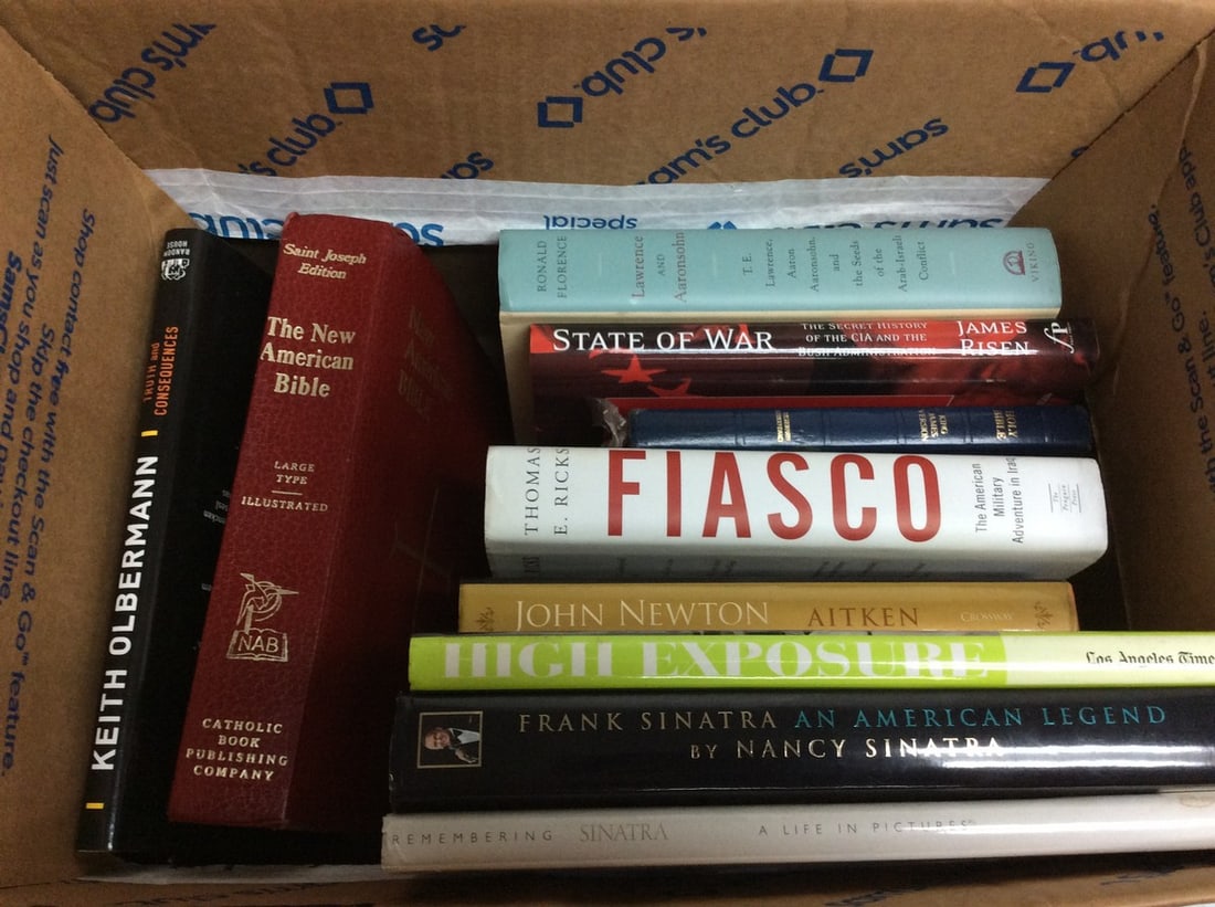 Vintage books(Fiasco, the New American Bible, Frank Sinatra, and more): Vintage books(Fiasco, the New American Bible, Frank Sinatra, and more)