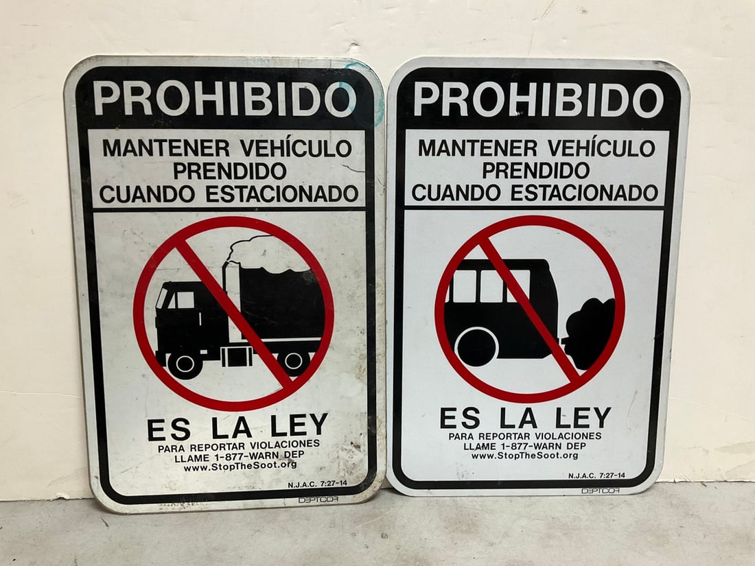 "Prohibido Es La Ley" Street Signs (12inx18in): "Prohibido Es La Ley" Street Signs (12inx18in)