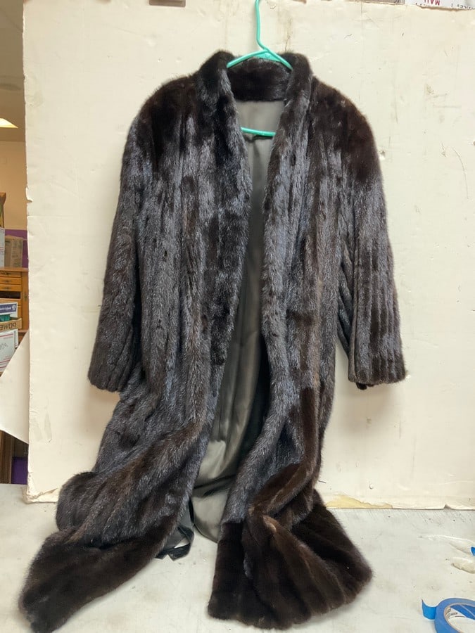 Fur coat: Fur coat
