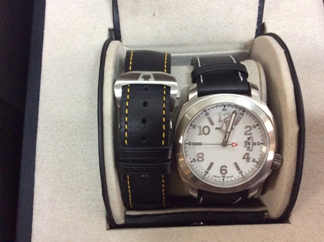 ANONIMO Model 2000,12ATM, 26 jewels, automatic, leather bands (2) and box (1 of 3)