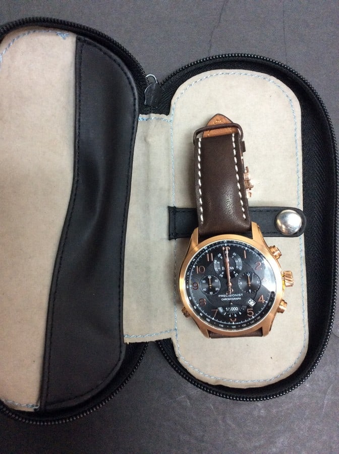 Bulova Precisionist water resistant 50m: Bulova Precisionist water resistant 50m