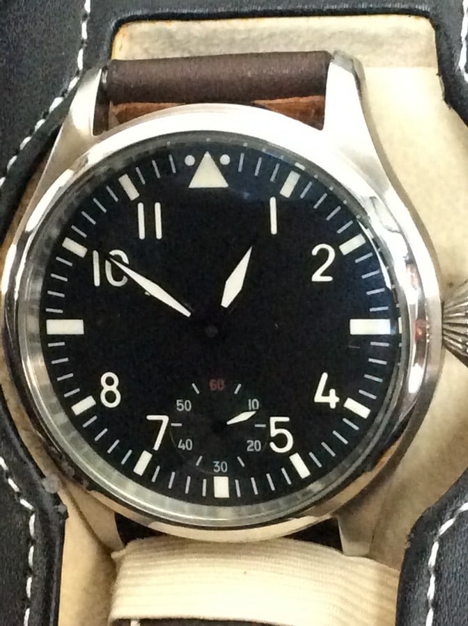 Automatic W/4 bands in case: Automatic W/4 bands in case
