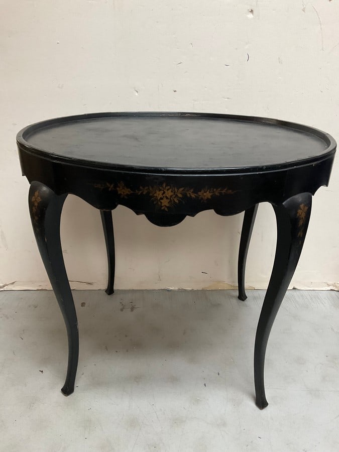 Decorative Wooden Table (22.25in tall): Decorative Wooden Table (22.25in tall)