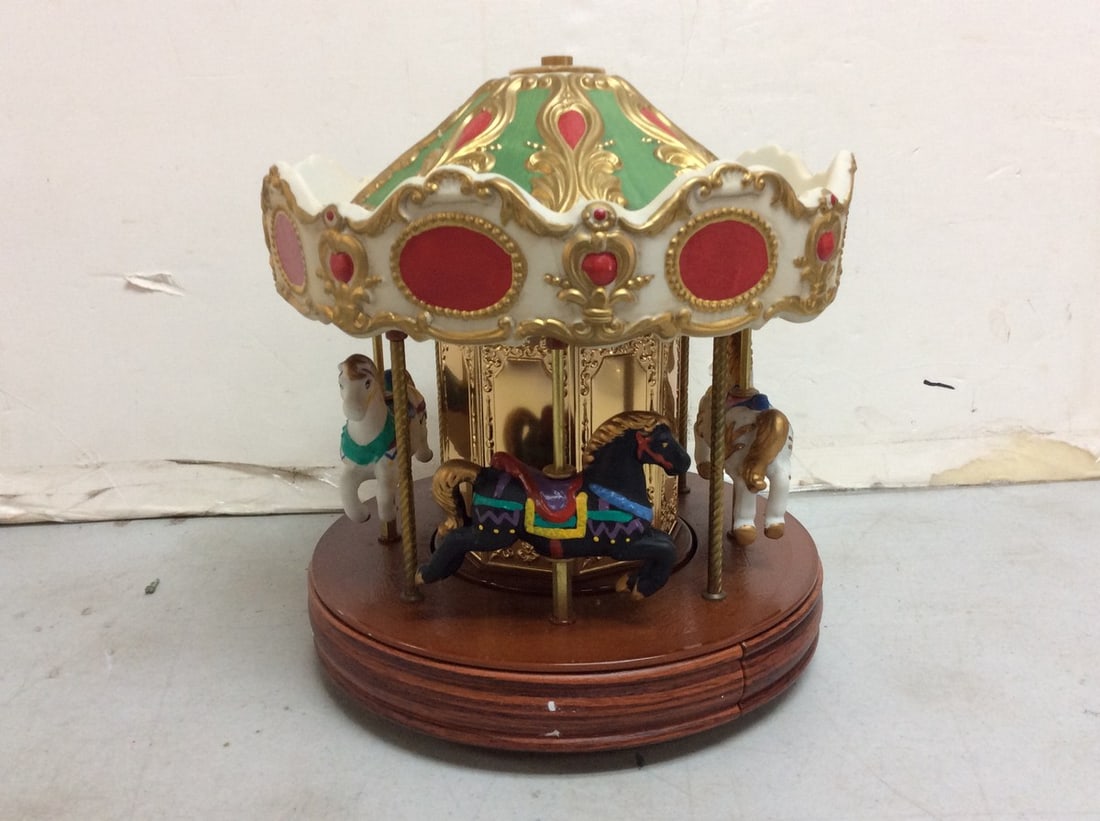 Maco Merry-Go-Round Model (10in Tall) (1 of 1)