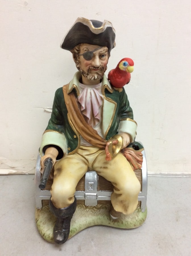 WACO Ceramic Statue(11.5in) (1 of 1)