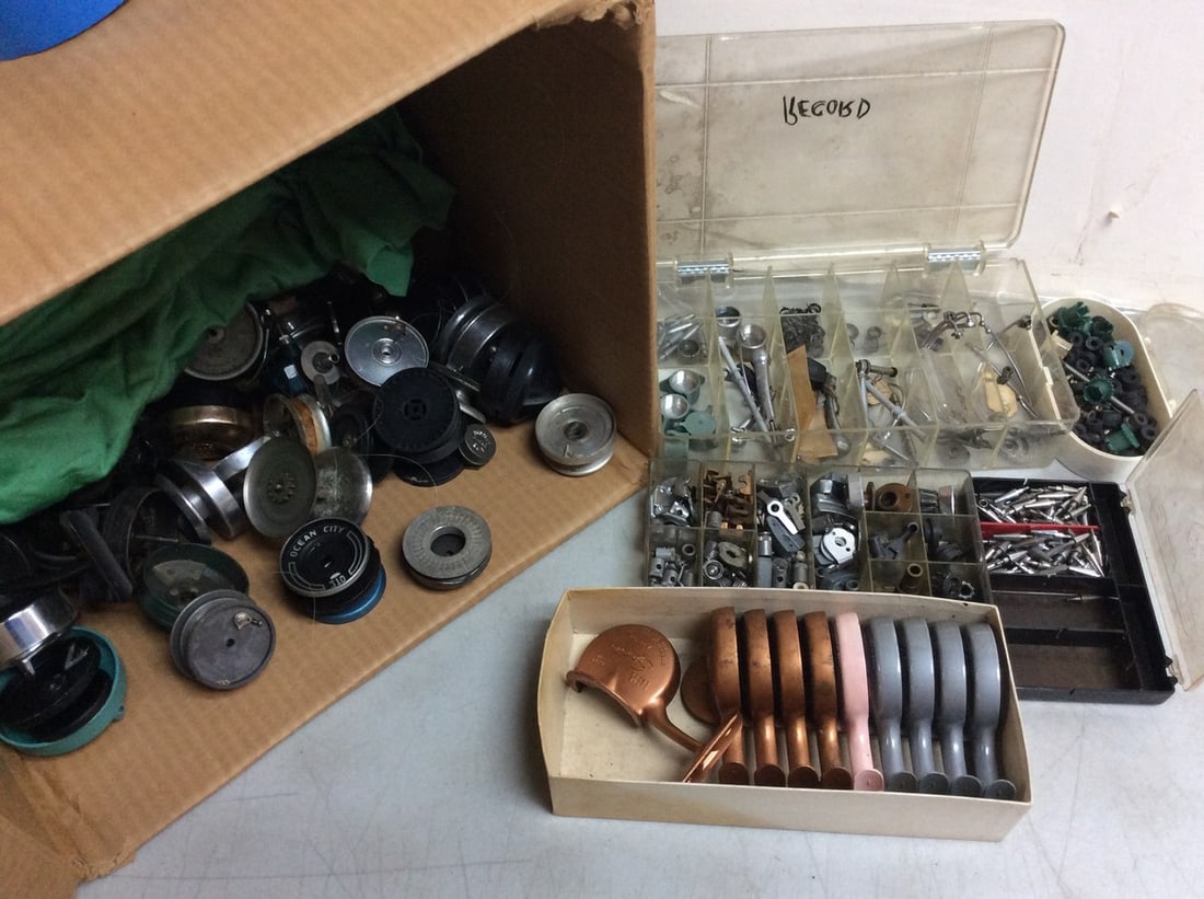 Vintage fishing reel supplies: Vintage fishing reel supplies