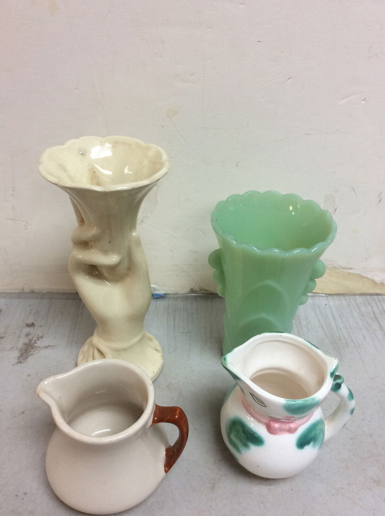 Vases(jadeite/ceramic-tallest 7in.)and pitchers(Ivory and more): Vases(jadeite/ceramic-tallest 7in.)and pitchers(Ivory and more)