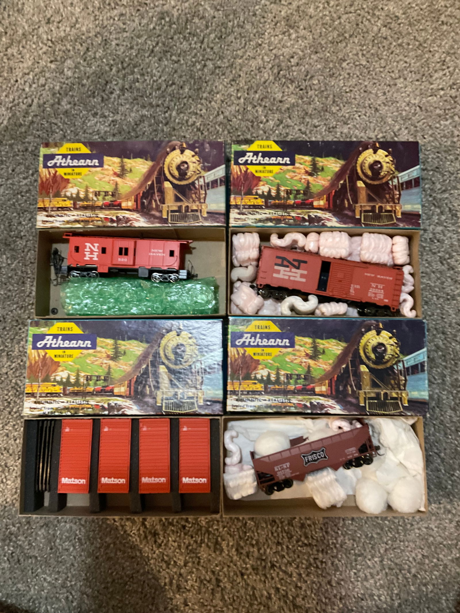 Lot of athens trains HO scale train sets built (1 of 1)