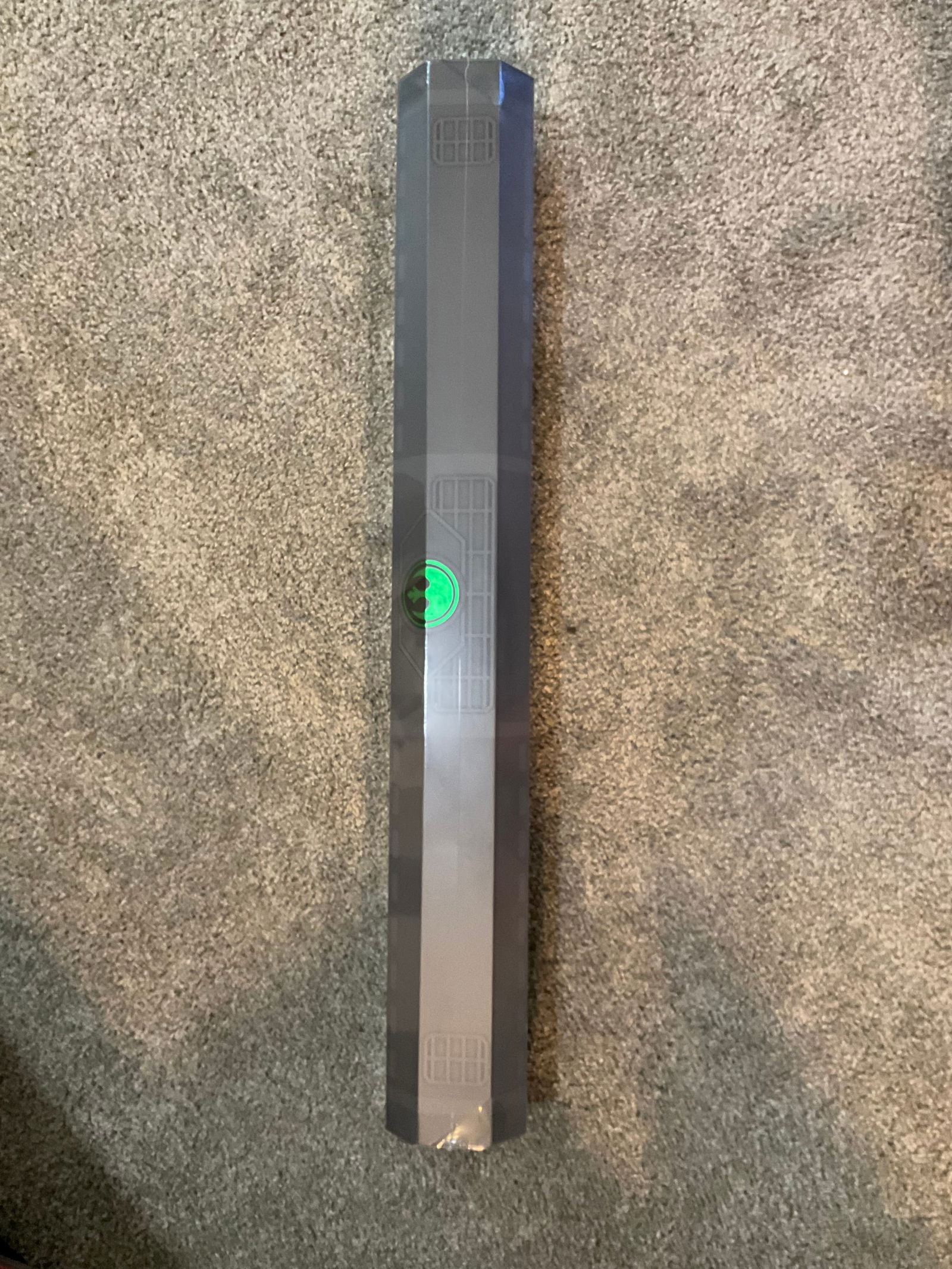 Star Wars Galaxy Edge Yoda Legacy lightsaber sealed brand new never opened (1 of 1)