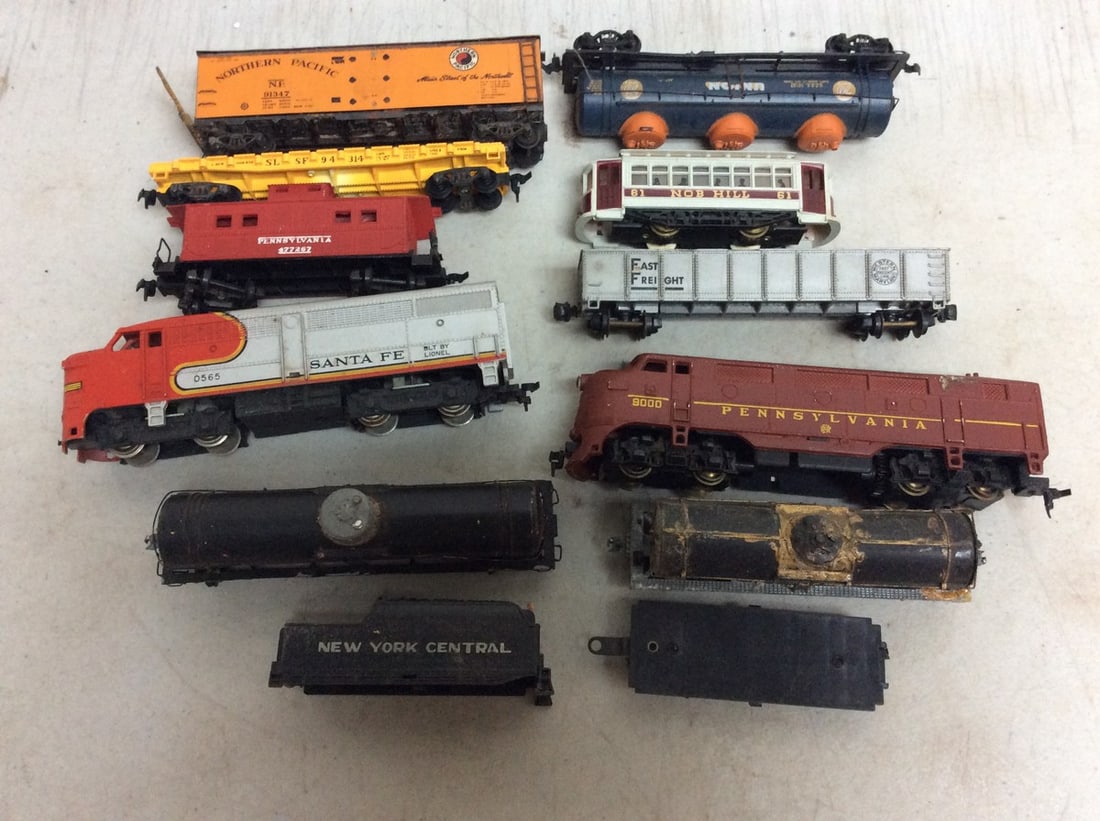 Vintage Train Models (1 of 1)