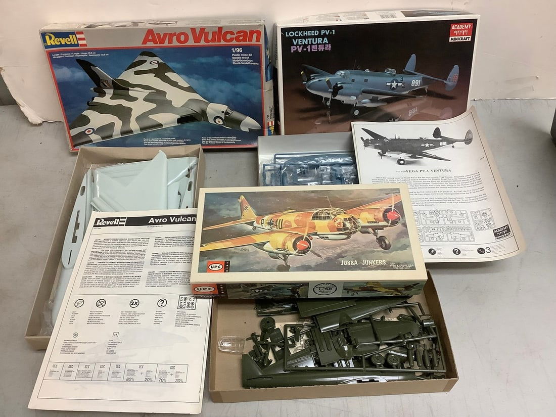 Vintage models(Revell-Avro Vulcan, Academy Minicraft-UPC JU88A Junkers, and more) (1 of 1)