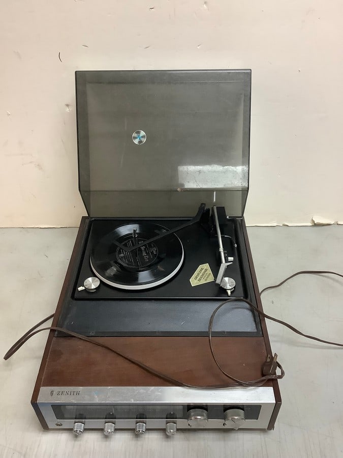 Zenith record player(8.5in.tall with cover on) (1 of 1)