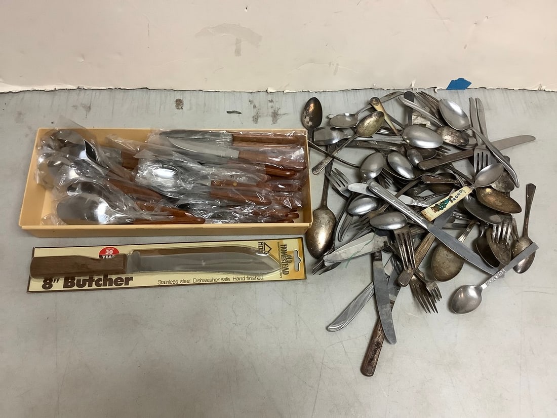 Vintage MCM Tableware (1 of 1)