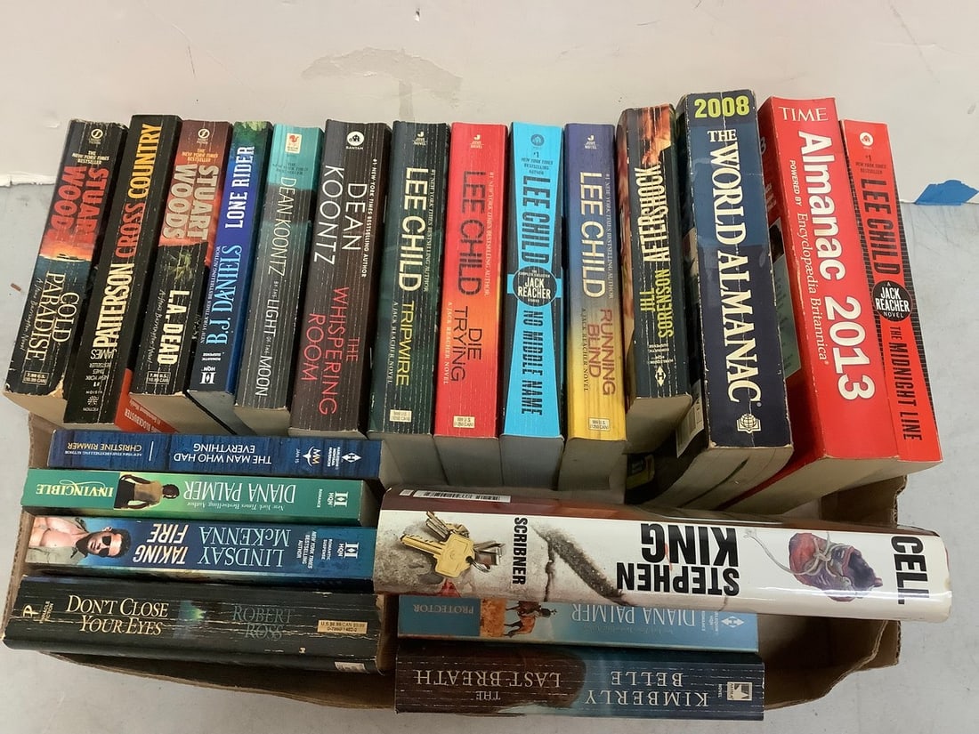 Various books(World Almanac, The Midnight Line, The Last Breath, and more) (1 of 1)