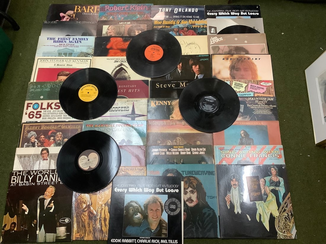 Vintage records(Tony Orlando, Billy Joel, The Beatles, and more): Vintage records(Tony Orlando, Billy Joel, The Beatles, and more)
